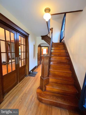 557 NELSON ST, Chambersburg, PA 17201