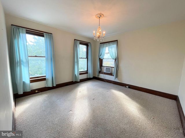 557 NELSON ST, Chambersburg, PA 17201