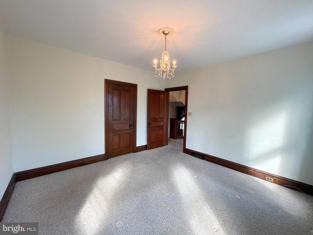 557 NELSON ST, Chambersburg, PA 17201