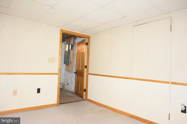 557 NELSON ST, Chambersburg, PA 17201