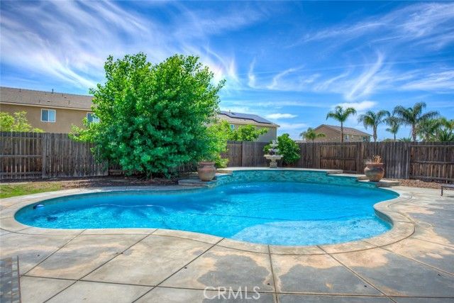 15419 Calabria Court, Bakersfield, CA 93314