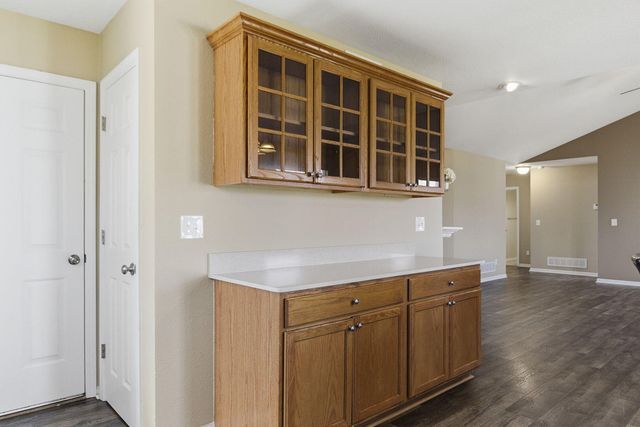 4008 BEECHWOOD DR, Columbia, MO 65202