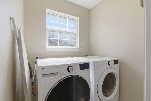 4008 BEECHWOOD DR, Columbia, MO 65202