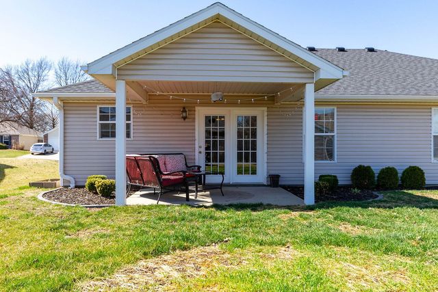 4008 BEECHWOOD DR, Columbia, MO 65202