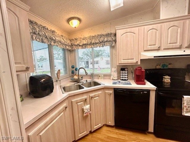 577 Portside DR, North Port, FL 34287