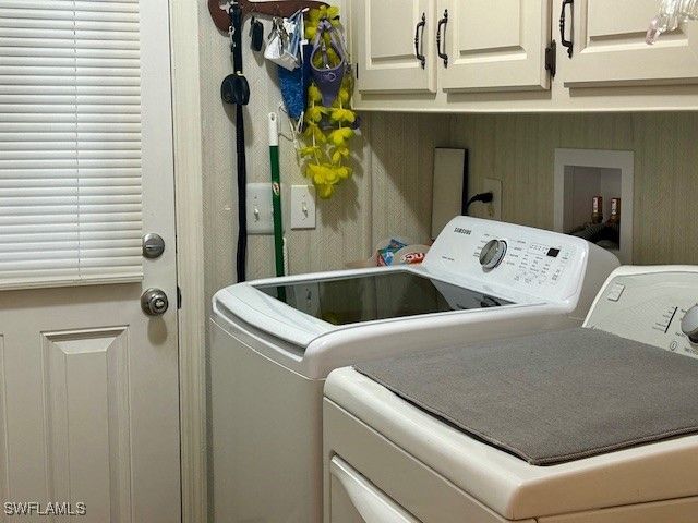 577 Portside DR, North Port, FL 34287