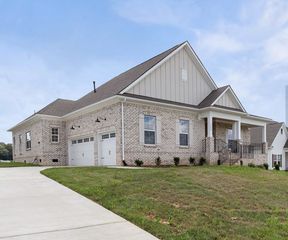 7505 Shoal Mill Point, Fairview, TN 37062