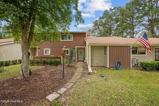 84 Quarterdeck Townes, New Bern, NC 28562