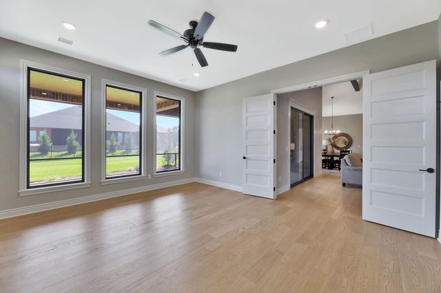 4041 N Tyler Ct, Maize, KS 67101