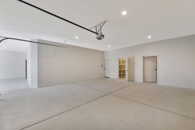 4041 N Tyler Ct, Maize, KS 67101