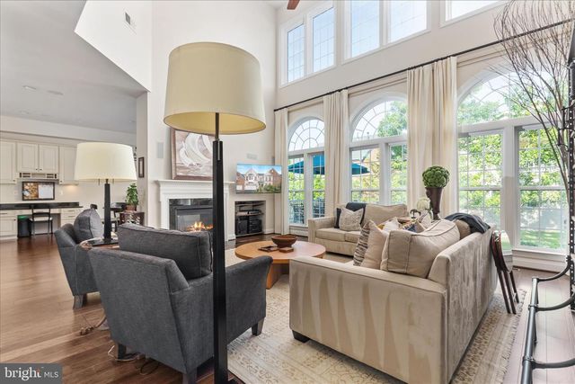 3878 BILLBERRY DR, Fairfax, VA 22033