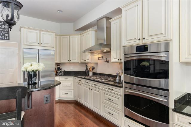 3878 BILLBERRY DR, Fairfax, VA 22033