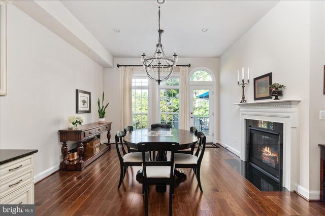 3878 BILLBERRY DR, Fairfax, VA 22033