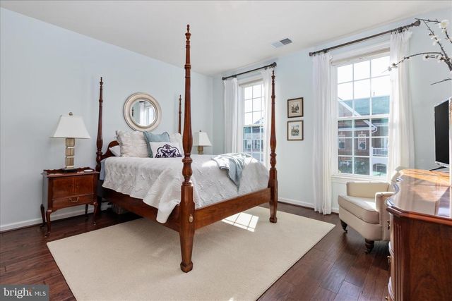 3878 BILLBERRY DR, Fairfax, VA 22033