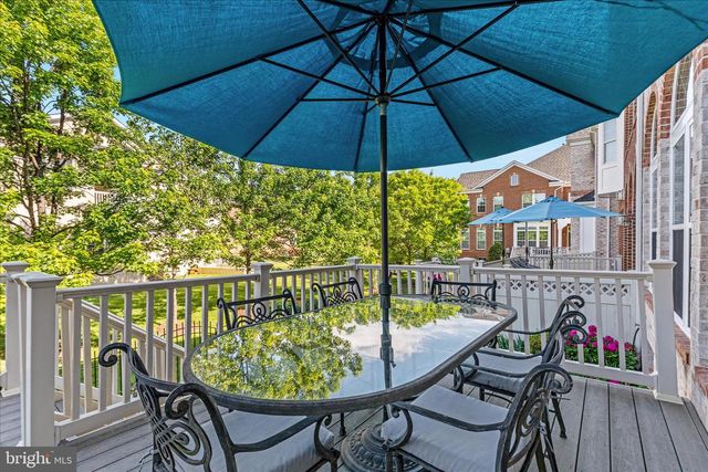 3878 BILLBERRY DR, Fairfax, VA 22033
