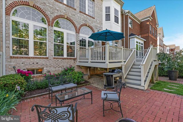 3878 BILLBERRY DR, Fairfax, VA 22033