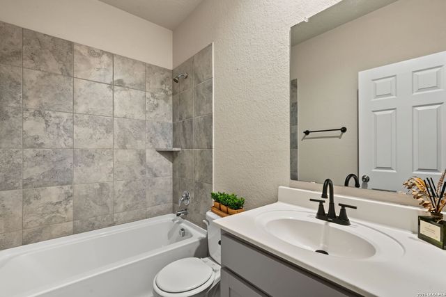 10615 WELDER OAK, San Antonio, TX 78223