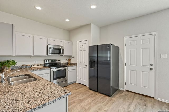 10615 WELDER OAK, San Antonio, TX 78223