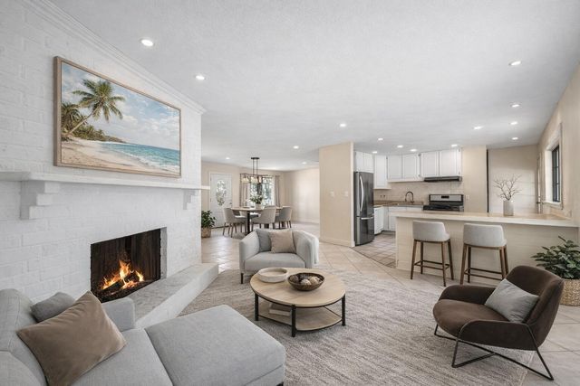 415 Main Street, Destin, FL 32541