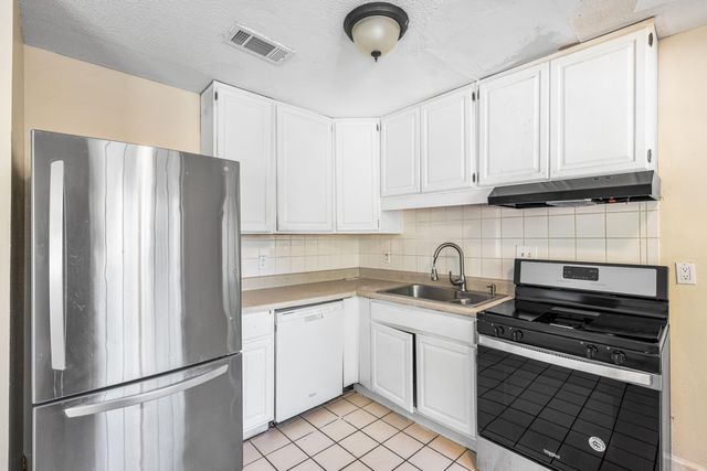 415 Main Street, Destin, FL 32541