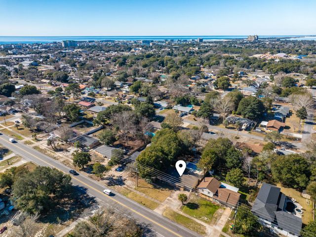 415 Main Street, Destin, FL 32541