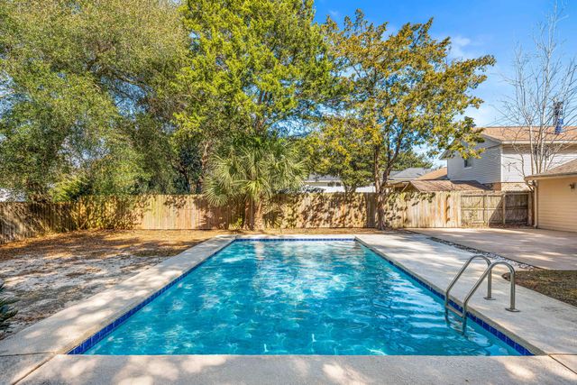 415 Main Street, Destin, FL 32541