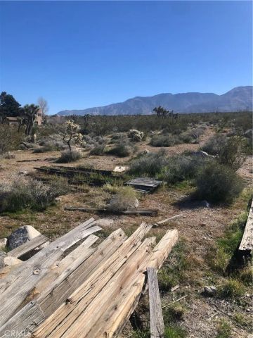 31875 Sapphire Road, Lucerne Valley, CA 92356