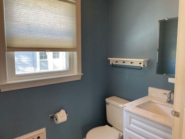 28 Theresa Ave, Lexington, MA 02420