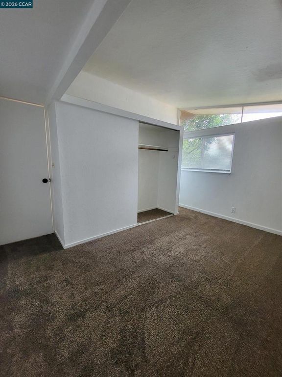 Image 16 of property listing at 115 Danrose Dr, Vallejo, CA 94589