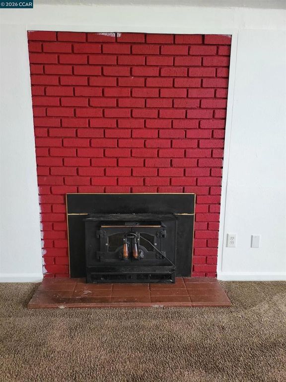 Image 5 of property listing at 115 Danrose Dr, Vallejo, CA 94589