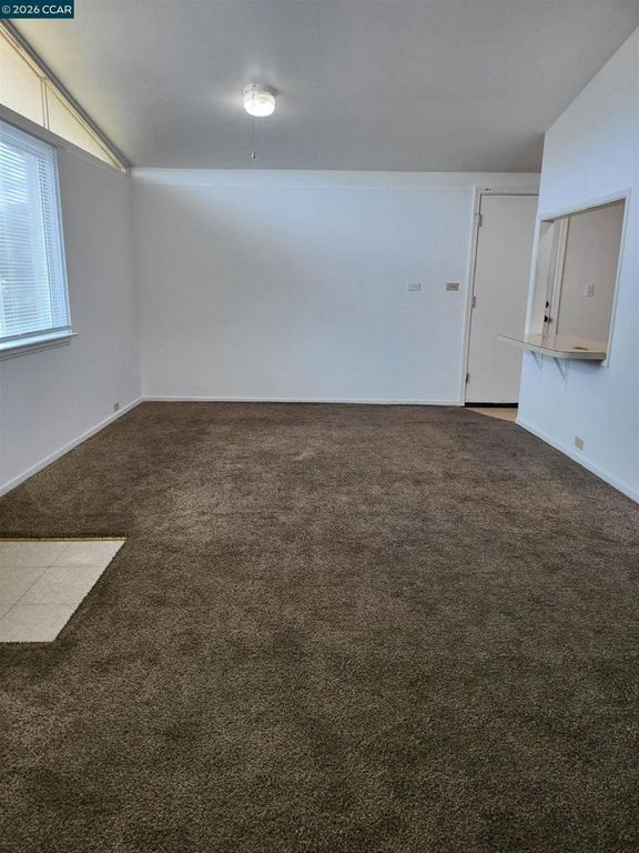 Image 7 of property listing at 115 Danrose Dr, Vallejo, CA 94589