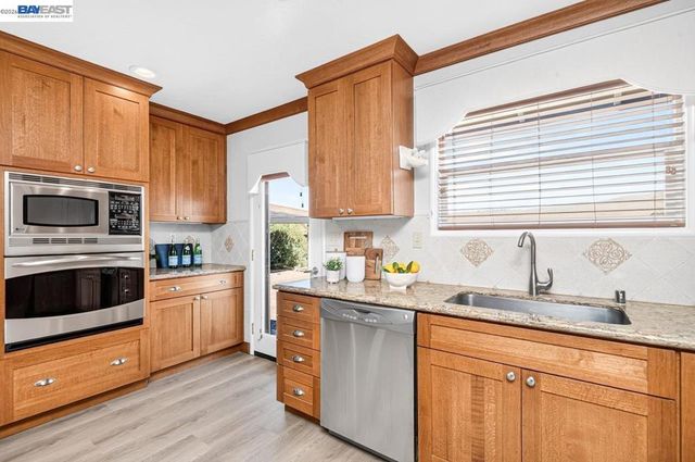 10970 Tesla Rd, Livermore, CA 94550