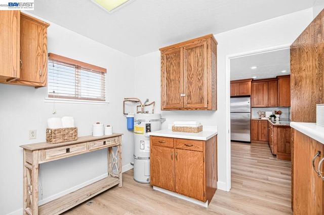 10970 Tesla Rd, Livermore, CA 94550