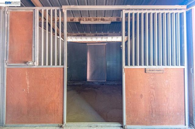 10970 Tesla Rd, Livermore, CA 94550