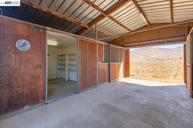 10970 Tesla Rd, Livermore, CA 94550