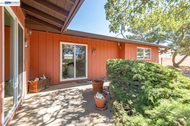 10970 Tesla Rd, Livermore, CA 94550
