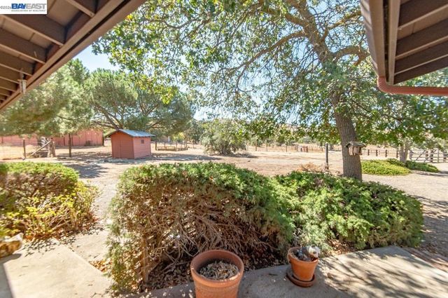 10970 Tesla Rd, Livermore, CA 94550