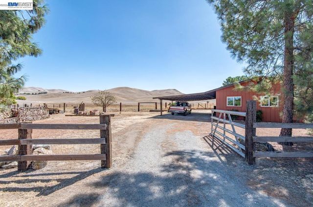 10970 Tesla Rd, Livermore, CA 94550