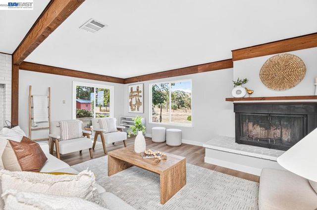 10970 Tesla Rd, Livermore, CA 94550