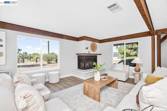 10970 Tesla Rd, Livermore, CA 94550