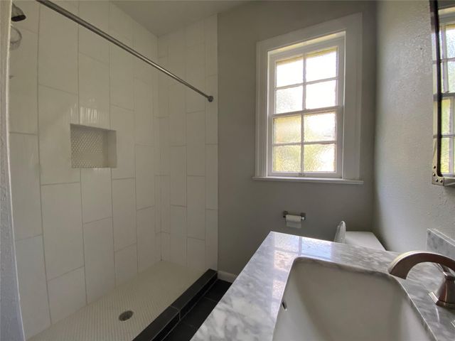 3804 Duval ST, Austin, TX 78751