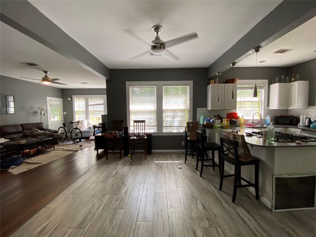 3804 Duval ST, Austin, TX 78751