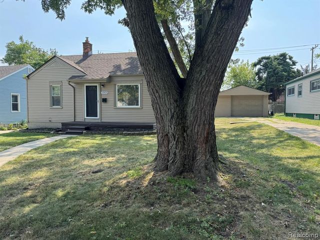 2003 Moran Avenue, Lincoln Park, MI 48146