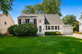 444 Wood Street, Chicago Heights, IL 60411