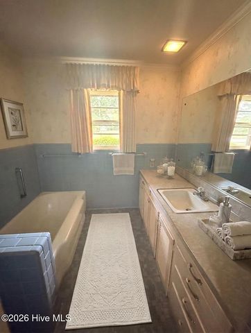 4068 Grimmersburg Street, Farmville, NC 27828