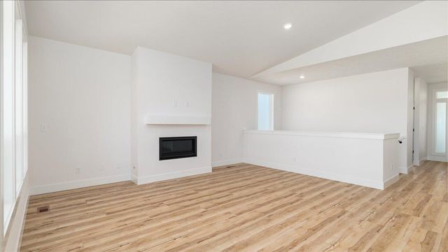 16785 N Wellington Rd, Colbert, WA 99005