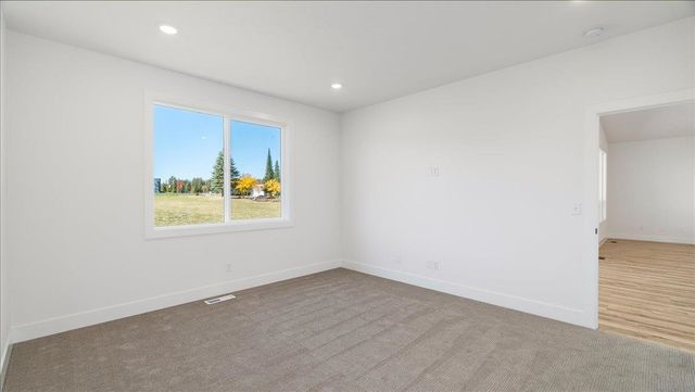 16785 N Wellington Rd, Colbert, WA 99005