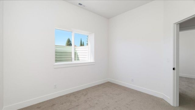 16785 N Wellington Rd, Colbert, WA 99005