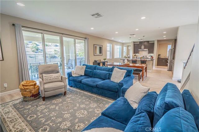 18642 Cedar Crest, Canyon Country, CA 91321