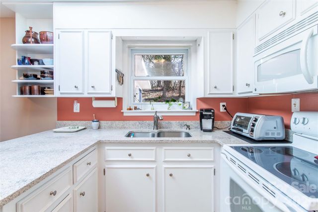 356 Pleasant Hill Drive, Brevard, NC 28712